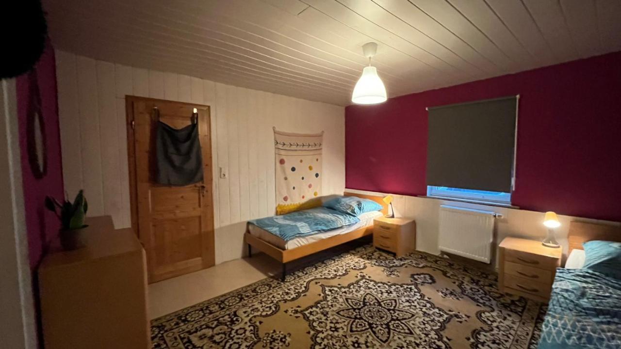 Monteure, Ganzes Haus, Schwarzheide, Haus 1 Apartment Екстериор снимка