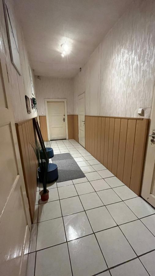 Monteure, Ganzes Haus, Schwarzheide, Haus 1 Apartment Екстериор снимка
