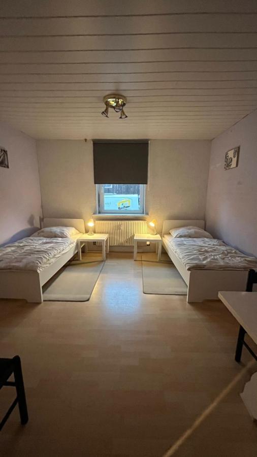 Monteure, Ganzes Haus, Schwarzheide, Haus 1 Apartment Екстериор снимка
