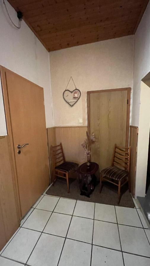 Monteure, Ganzes Haus, Schwarzheide, Haus 1 Apartment Екстериор снимка