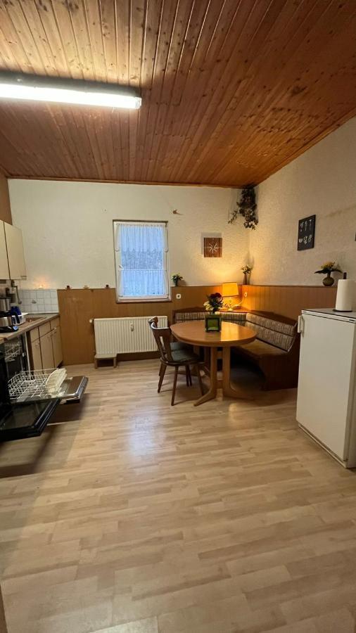 Monteure, Ganzes Haus, Schwarzheide, Haus 1 Apartment Екстериор снимка