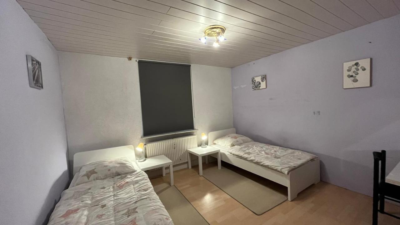 Monteure, Ganzes Haus, Schwarzheide, Haus 1 Apartment Екстериор снимка