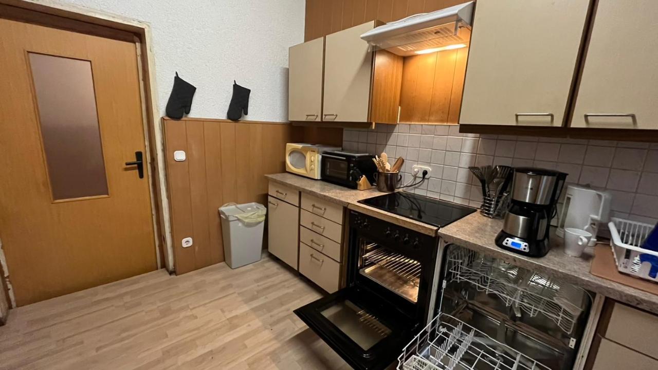 Monteure, Ganzes Haus, Schwarzheide, Haus 1 Apartment Екстериор снимка