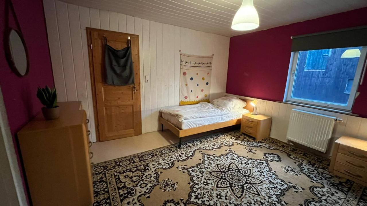 Monteure, Ganzes Haus, Schwarzheide, Haus 1 Apartment Екстериор снимка