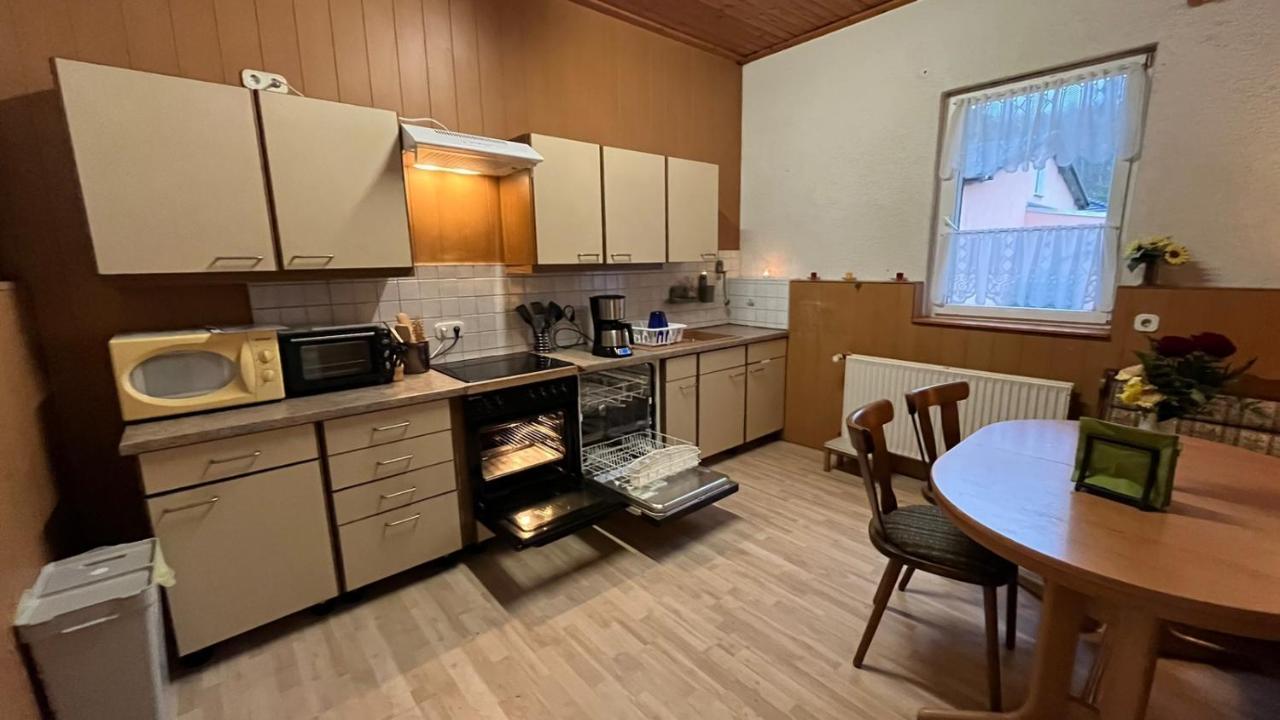 Monteure, Ganzes Haus, Schwarzheide, Haus 1 Apartment Екстериор снимка