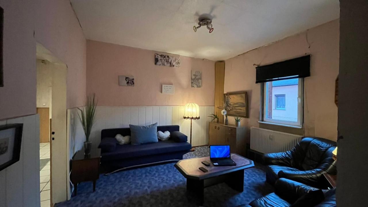 Monteure, Ganzes Haus, Schwarzheide, Haus 1 Apartment Екстериор снимка