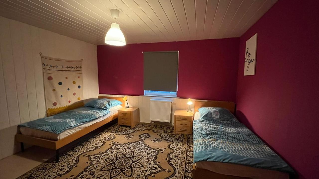 Monteure, Ganzes Haus, Schwarzheide, Haus 1 Apartment Екстериор снимка