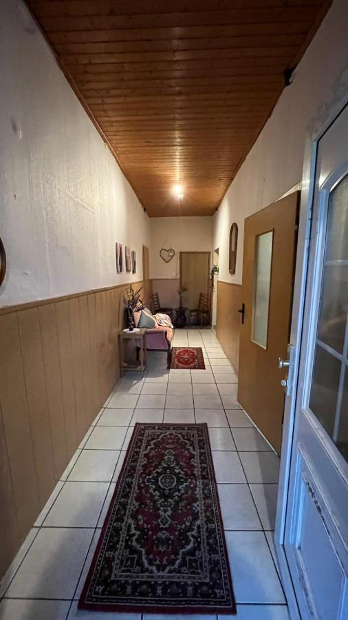 Monteure, Ganzes Haus, Schwarzheide, Haus 1 Apartment Екстериор снимка